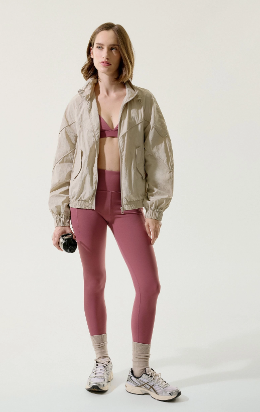 Calça Legging Esportiva Feminina Com Costuras Contrastantes_