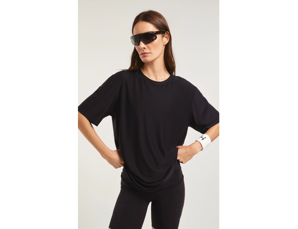 Camiseta Esportiva Feminina Oversized