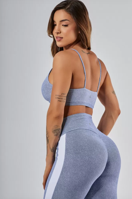 LEGGING EMPINA INVISÍVEL JÚ_