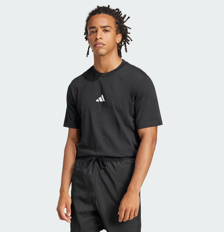 Camiseta Essentials de malha simples com logotipo pequeno