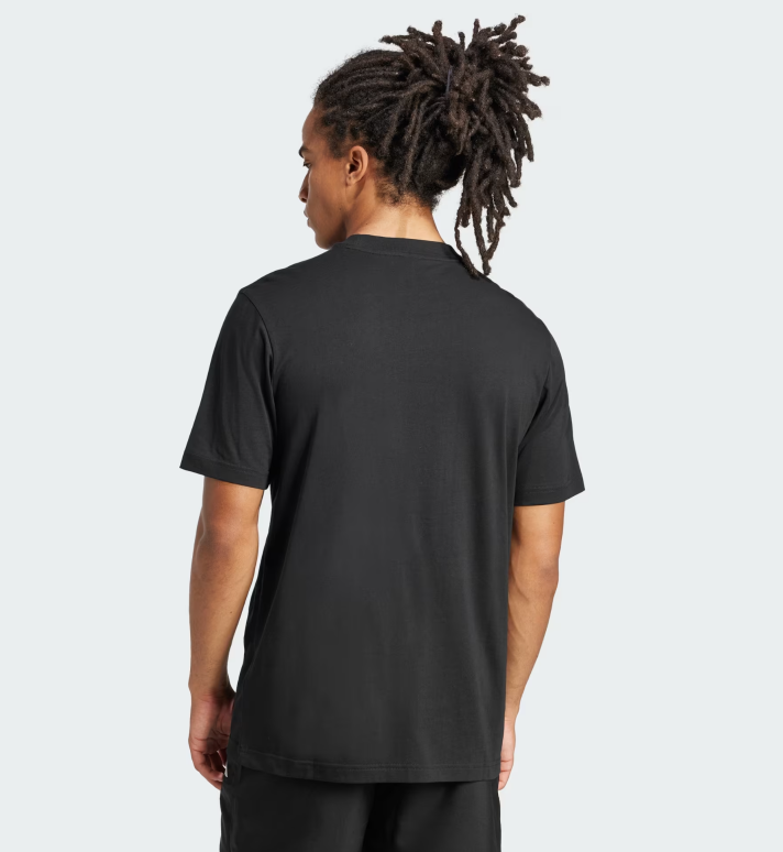 Camiseta Essentials de malha simples com logotipo pequeno