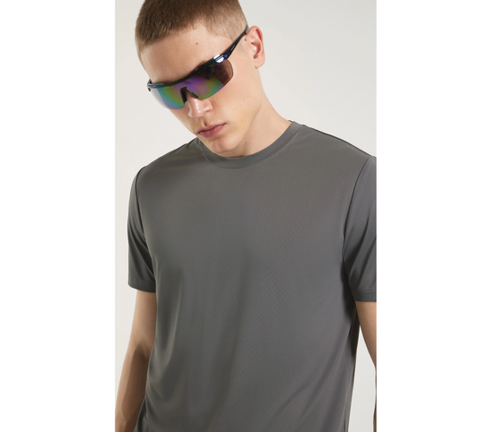 Camiseta Masculina Esportiva Básica Secagem Rápida