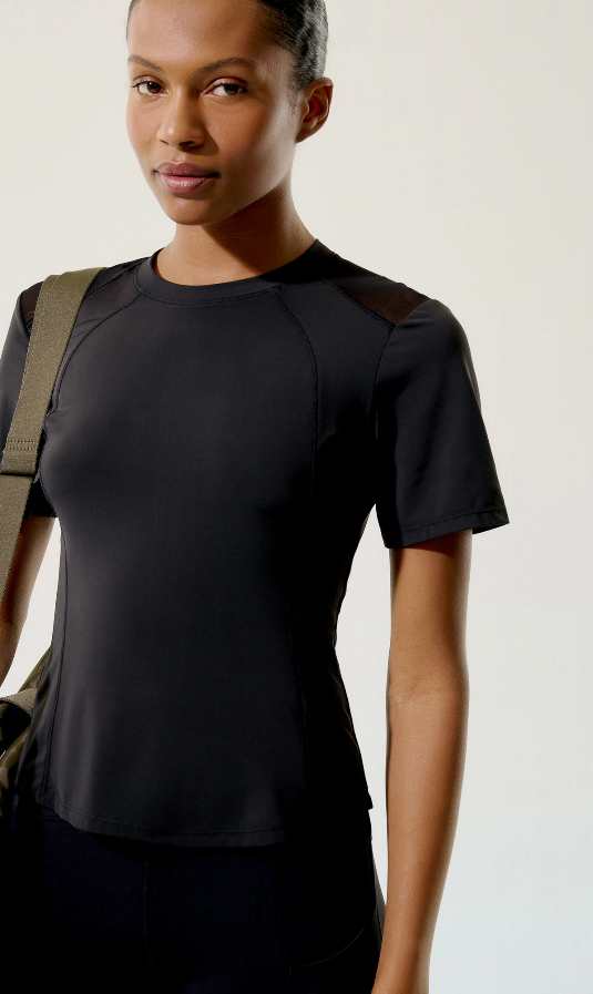 Camiseta Esportiva Feminina Com Bolso
